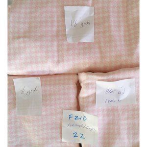 Flannel / Rayon Fabric * Sewing * Quilting * Blankets * Clothes * F210 zz